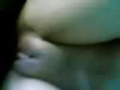 ਲਾਲ ਗਾਰਟਰ ਨੇ ਔਰਤ ਨੂੰ ਚਾਕੂ ਮਾਰਿਆ